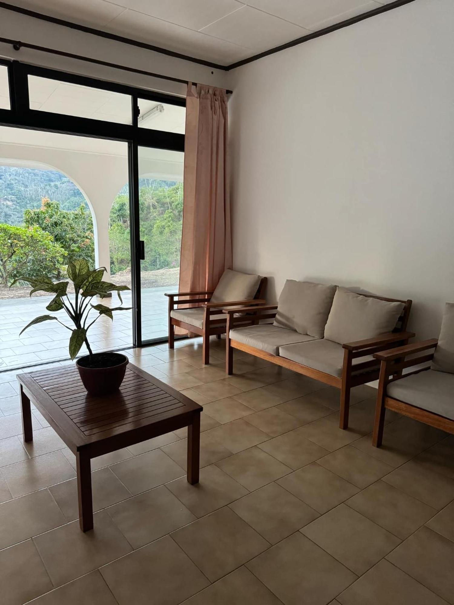 Tiki Lodge Hiva Oa Atuona Экстерьер фото
