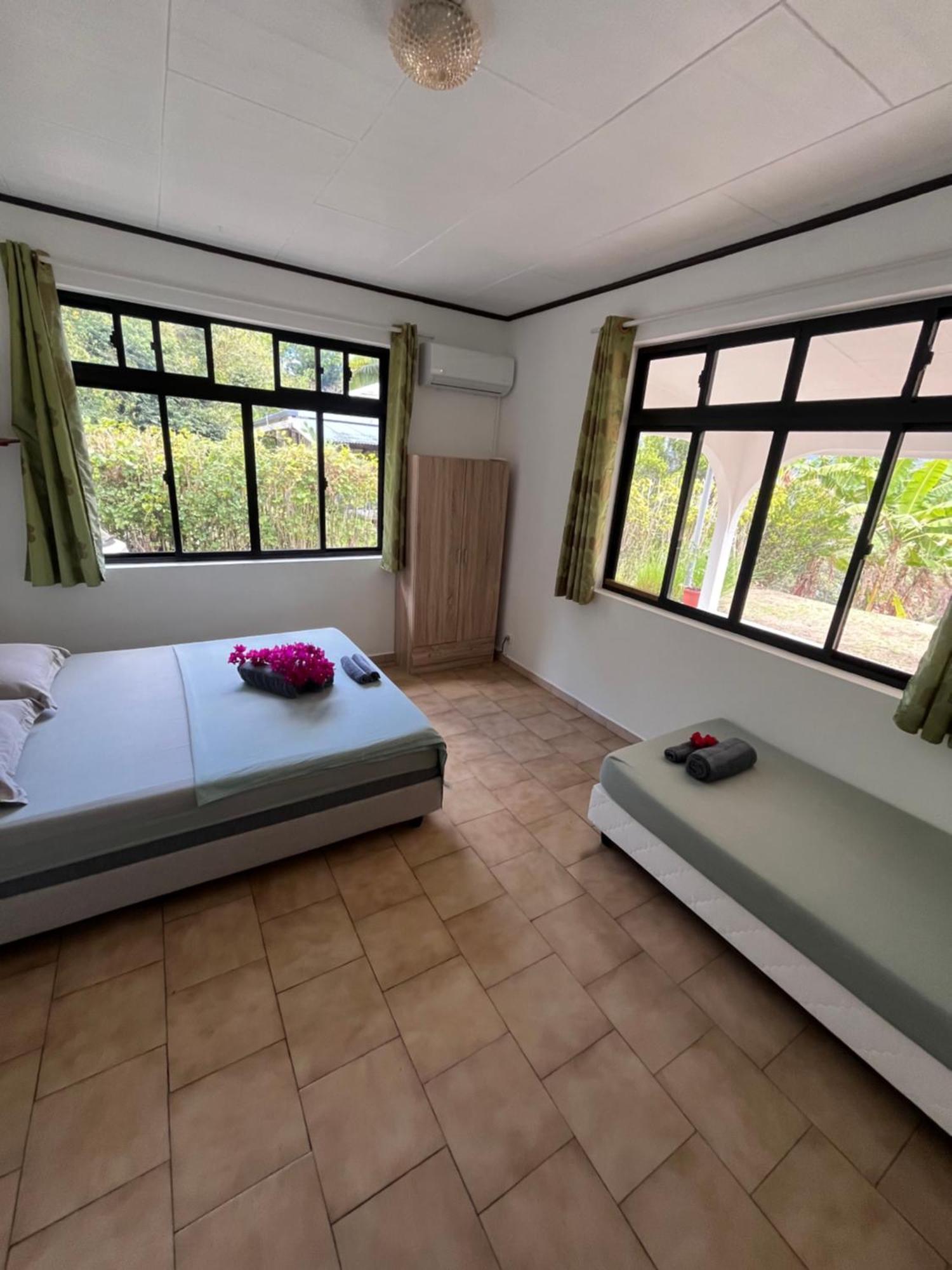 Tiki Lodge Hiva Oa Atuona Экстерьер фото