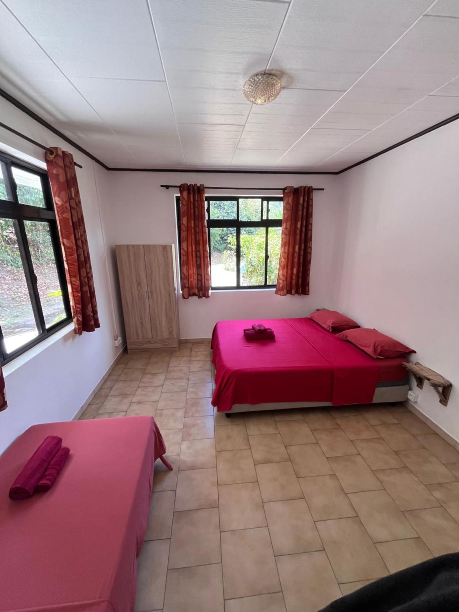 Tiki Lodge Hiva Oa Atuona Экстерьер фото