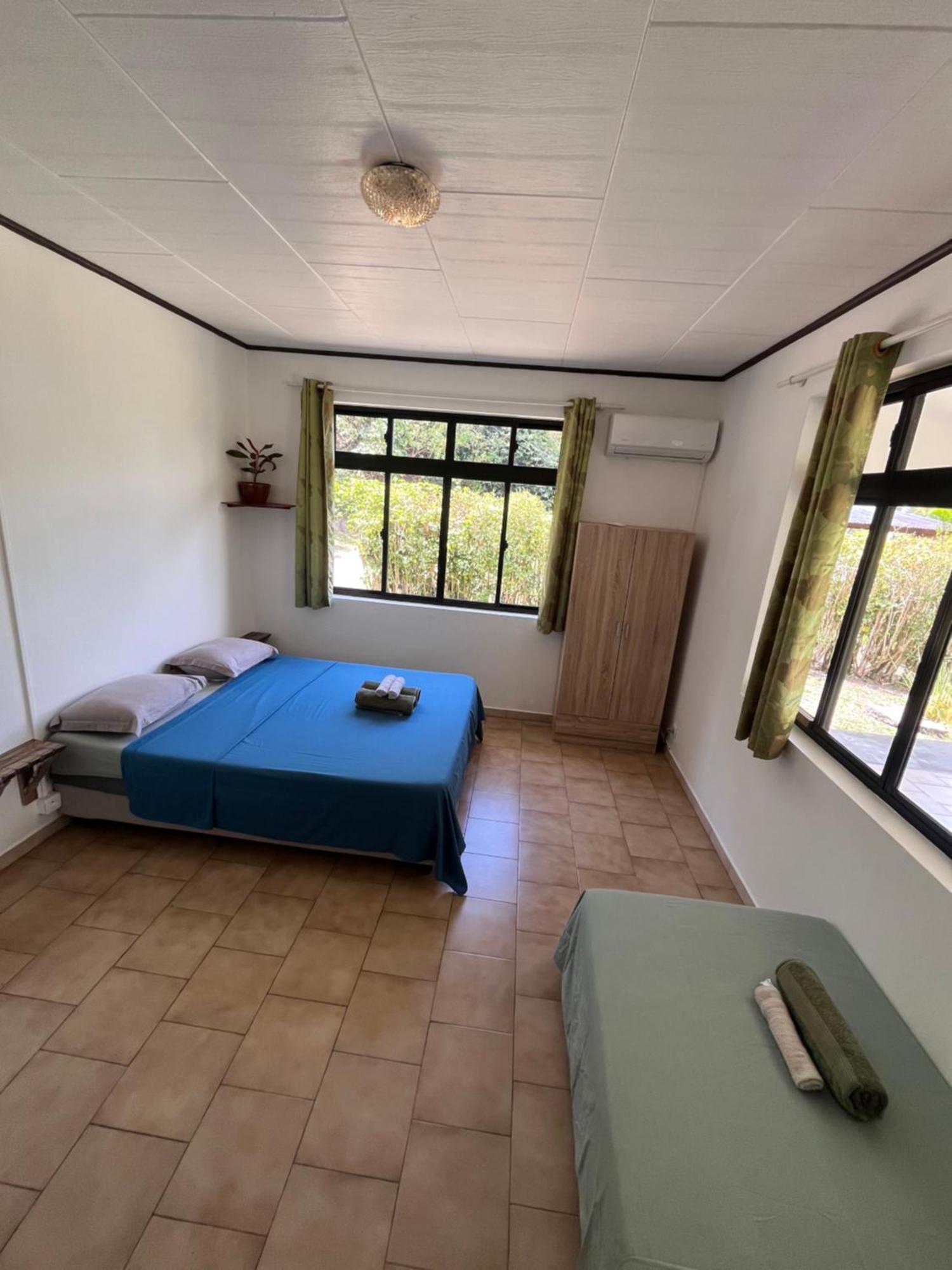 Tiki Lodge Hiva Oa Atuona Экстерьер фото